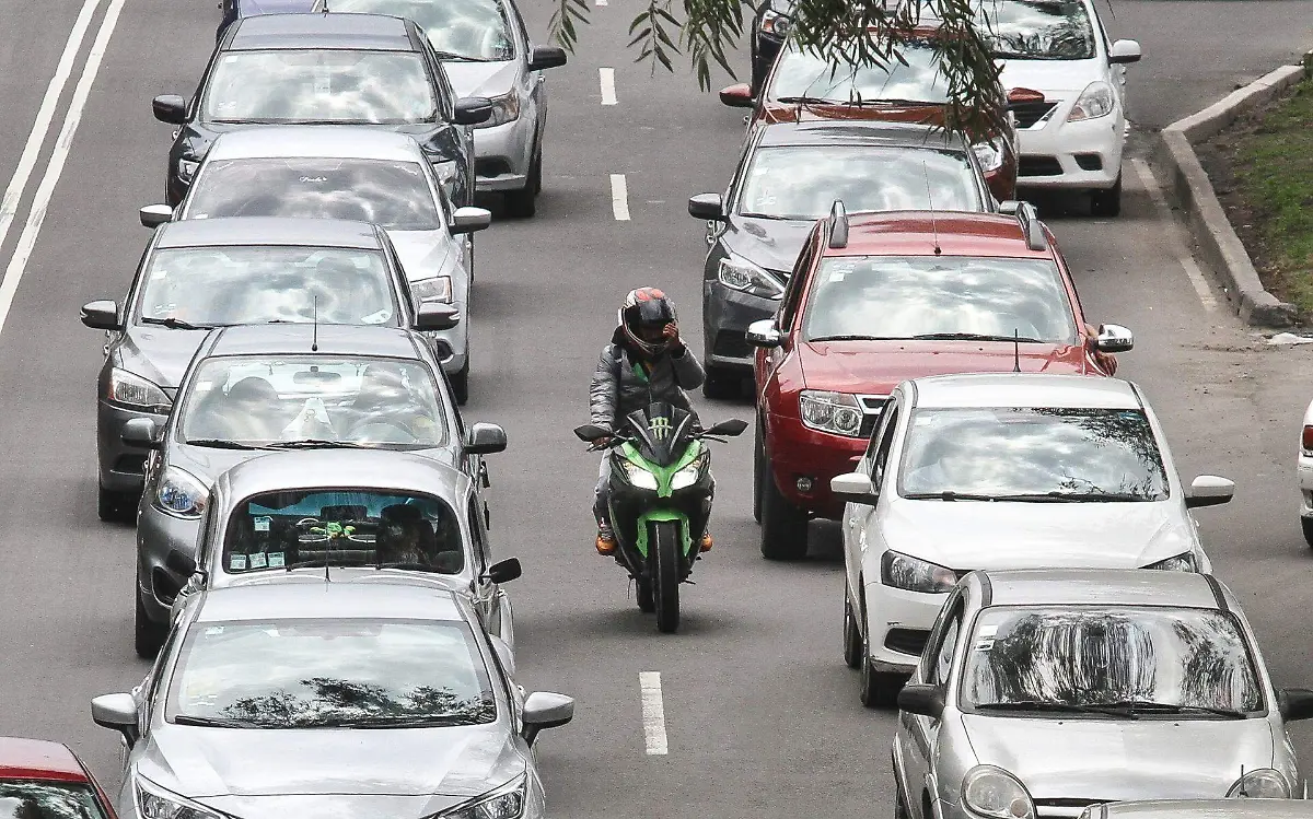 Negocios lanzan campaña de cultura vial para repartidores de comida a bordo de su moto Cuartoscuro Archivo